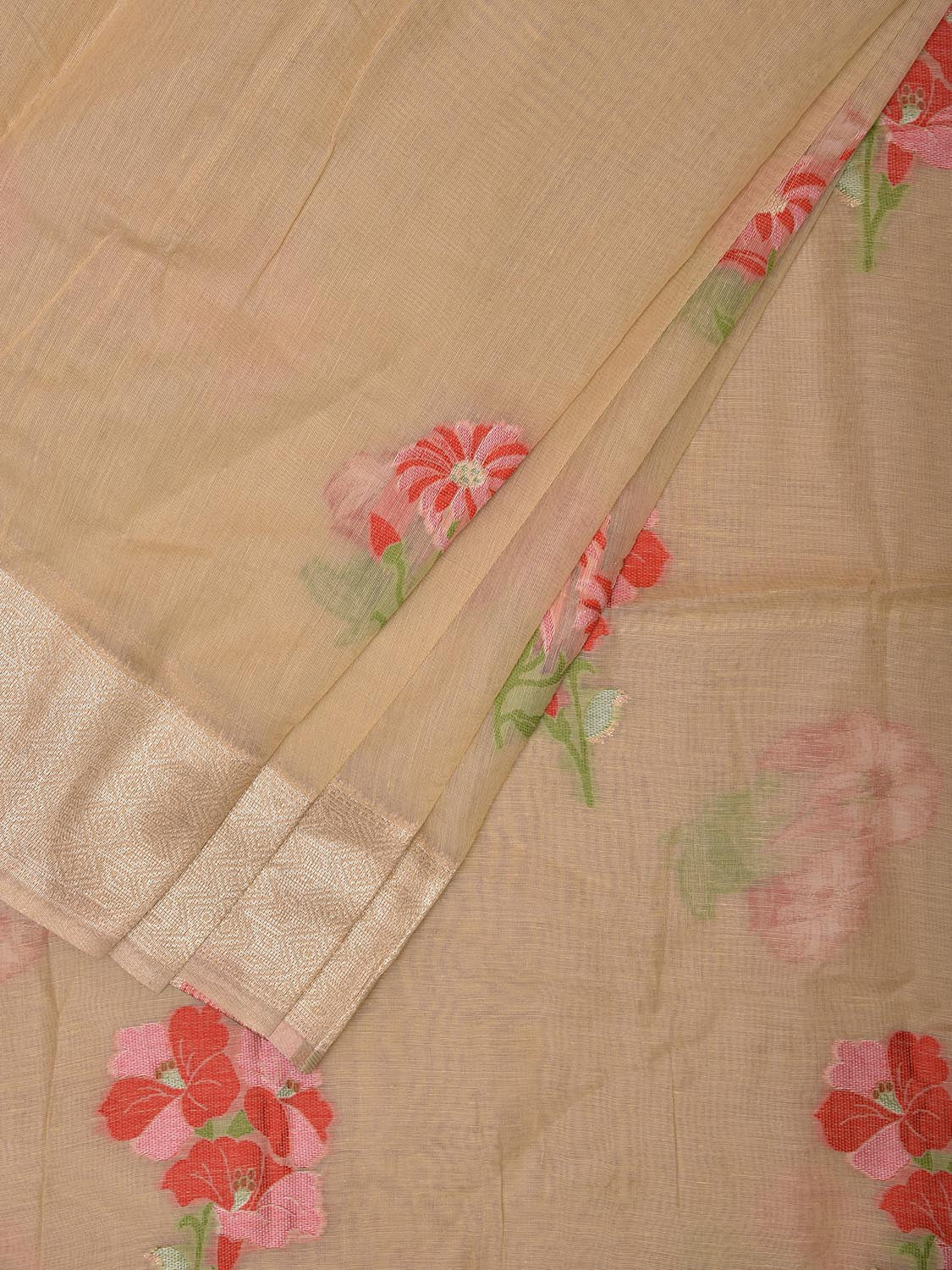 Cream Dhakai Jamdani Cotton Viscose Saree with Body Buta and Floral Pallu Design dj0023