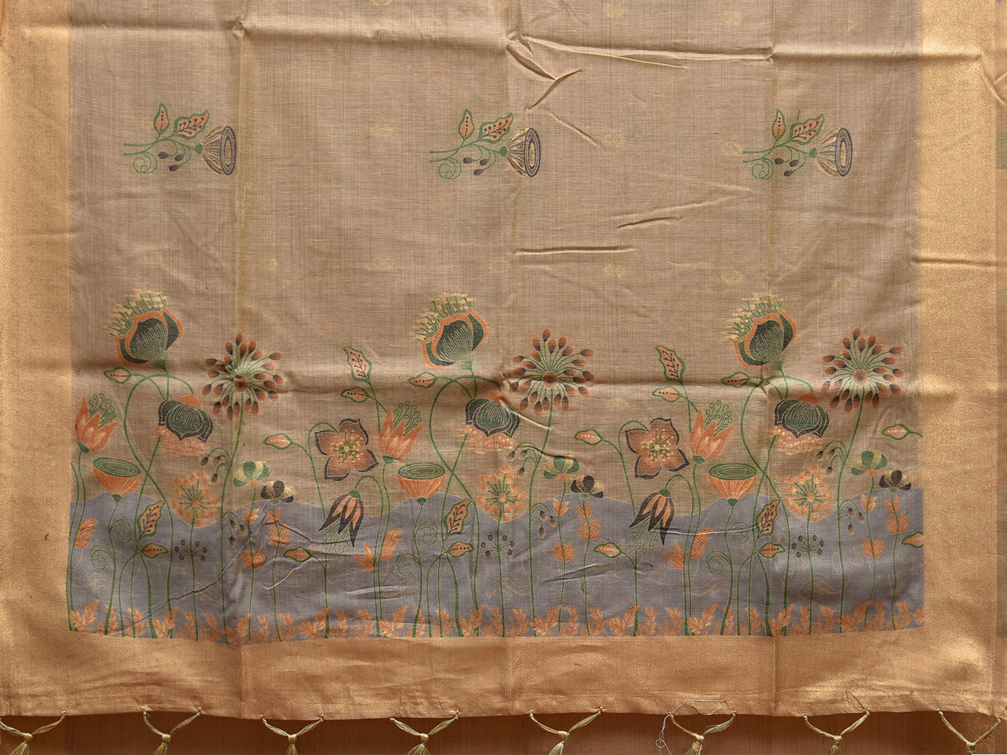 Cream Dhakai Jamdani Cotton Viscose Saree with Body Buta and Floral Pallu Design dj0047