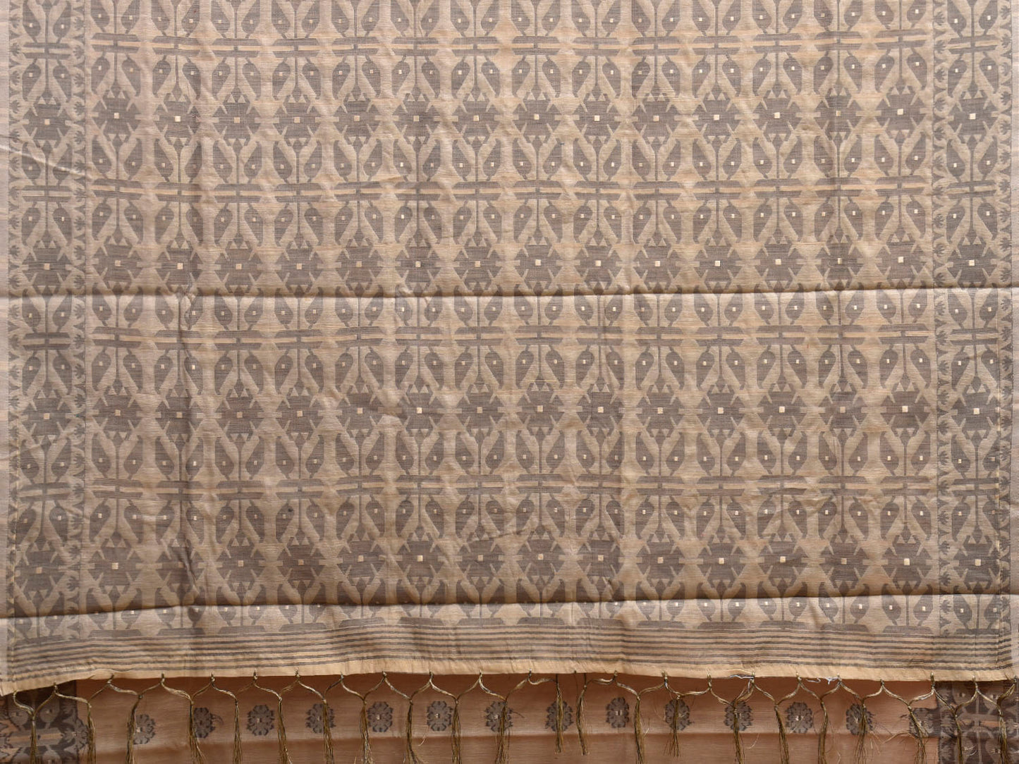 Cream and Light Grey Dhakai Jamdani Cotton Viscose Saree with Buta and Pallu-Border Design dj0114