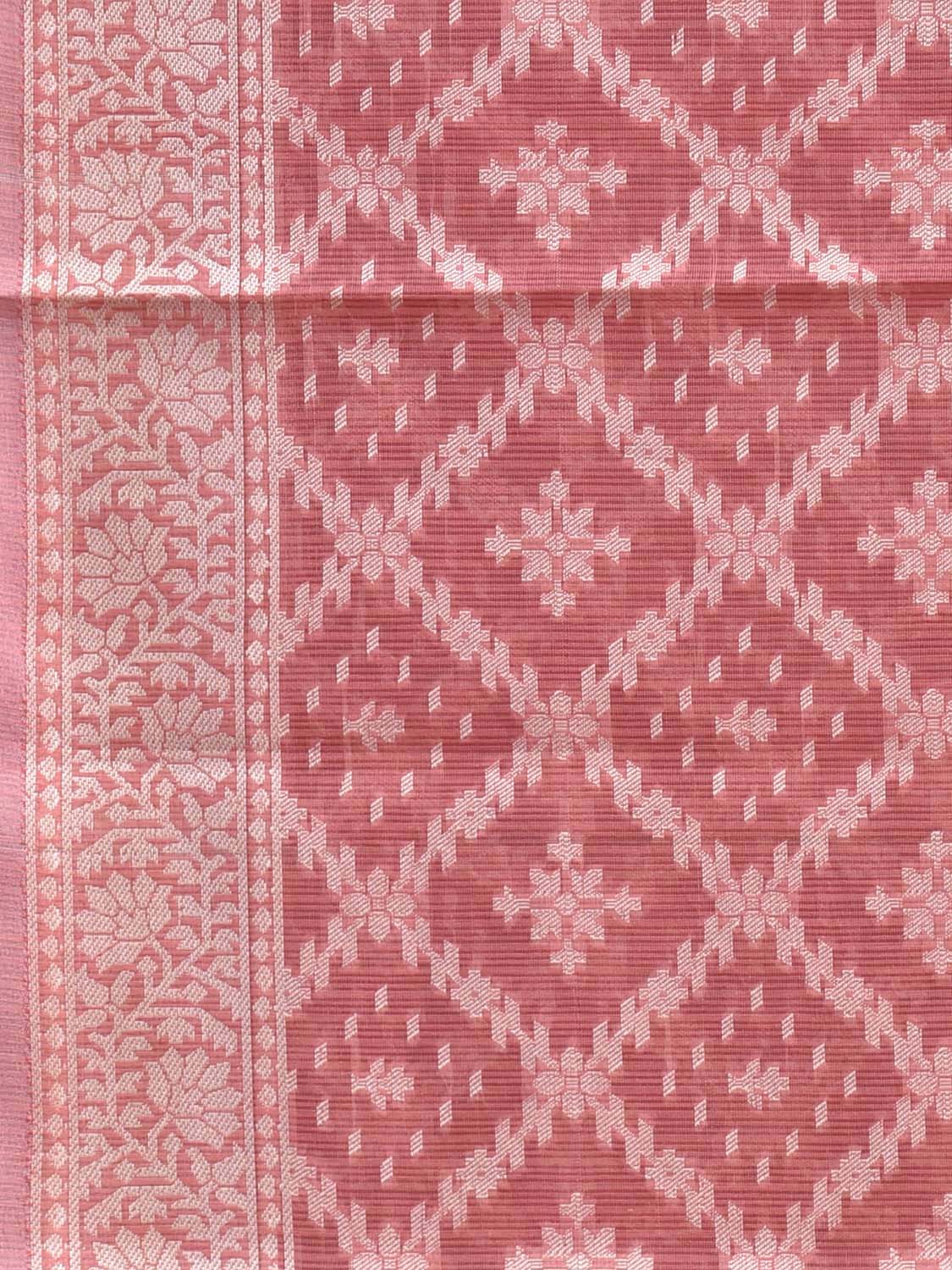 Light Pink Dhakai Jamdani Cotton Viscose Saree with Grill Body and Pallu Design dj0141