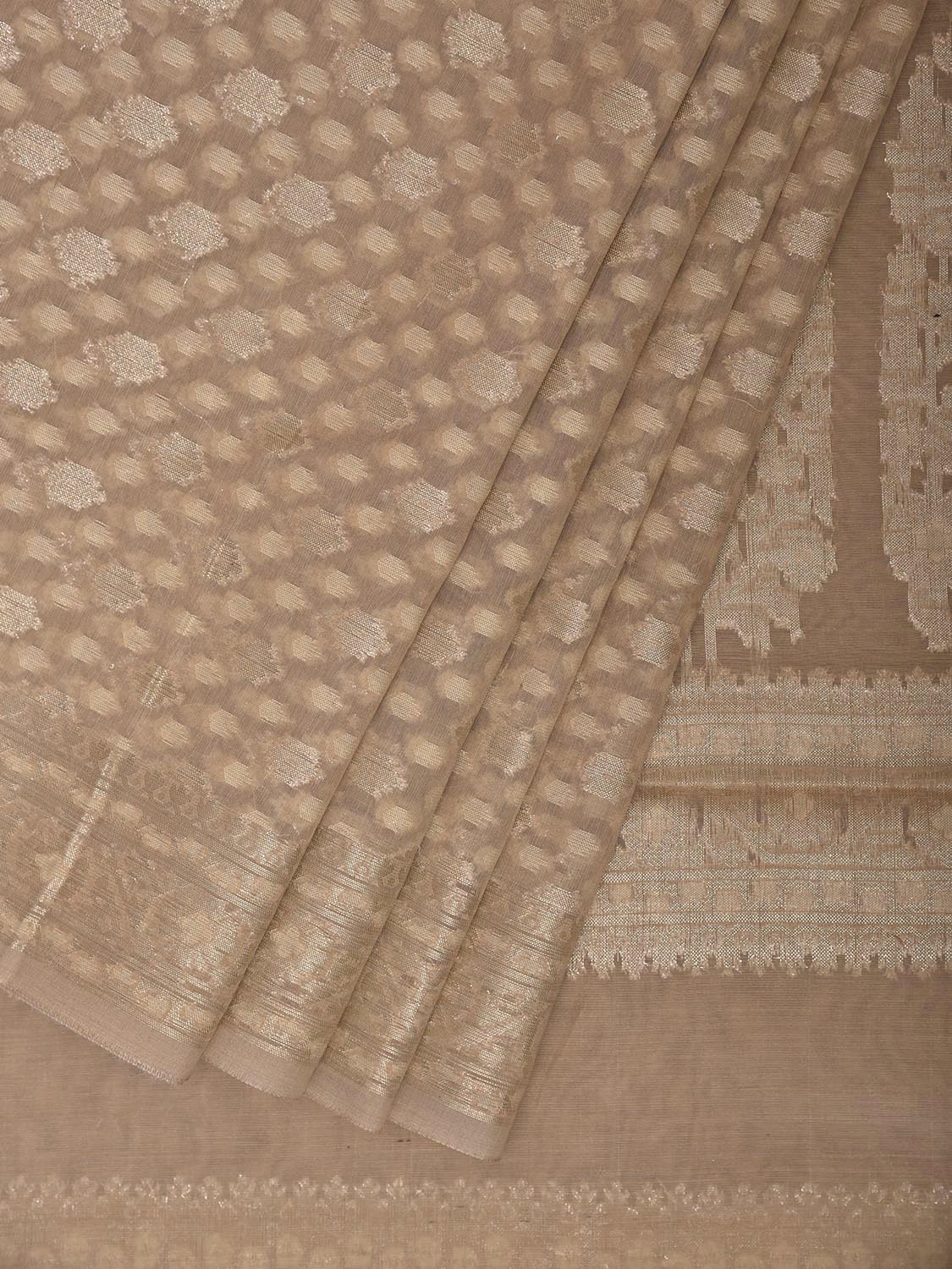 Cream Dhakai Jamdani Cotton Viscose Saree with Body Buta and Pallu Design dj0179