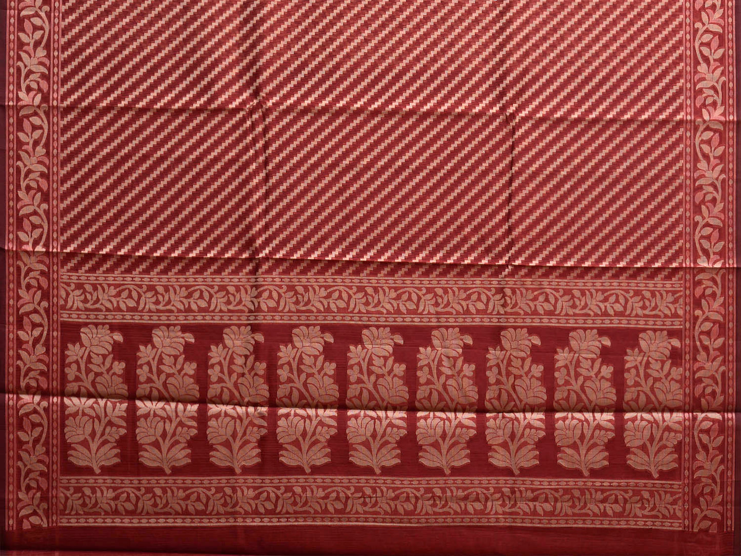 Maroon Dhakai Jamdani Cotton Viscose Saree with Diagonal and Floral Pallu Design dj0180