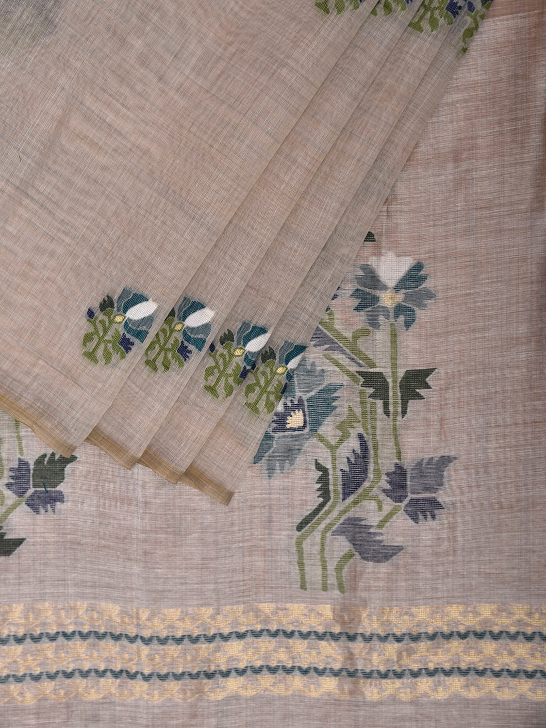 Light Khaki Dhakai Jamdani Cotton Viscose Saree with Floral Buta and Pallu Design dj0199