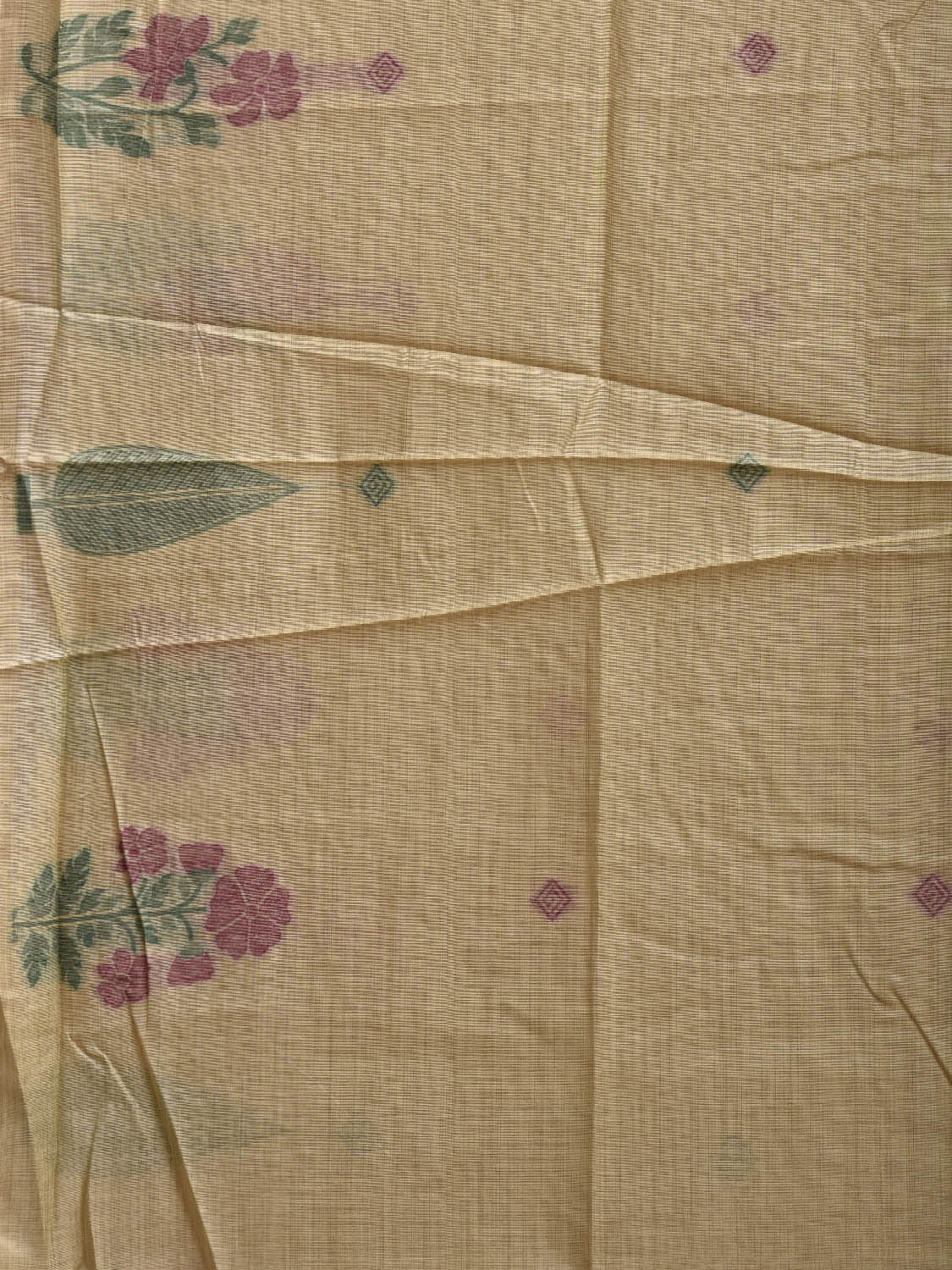 Cream Dhakai Jamdani Cotton Viscose Saree with Floral Border and Pallu Design dj0212