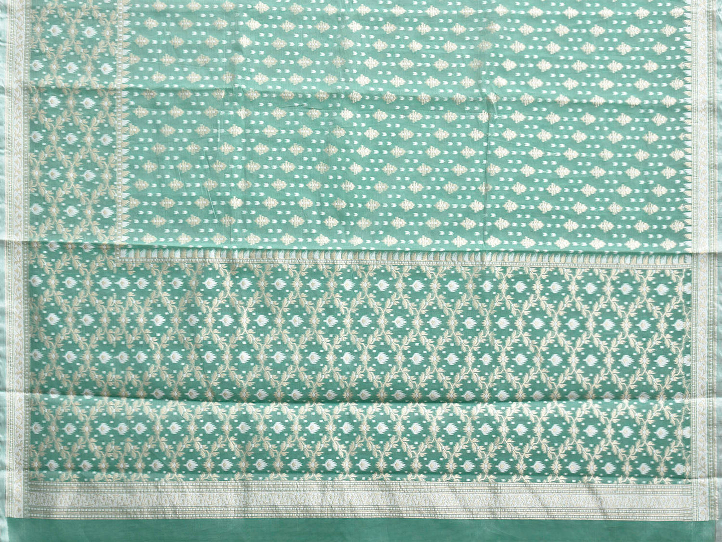 Green Dhakai Jamdani Cotton Viscose Saree with All Over and Border Design dj0225