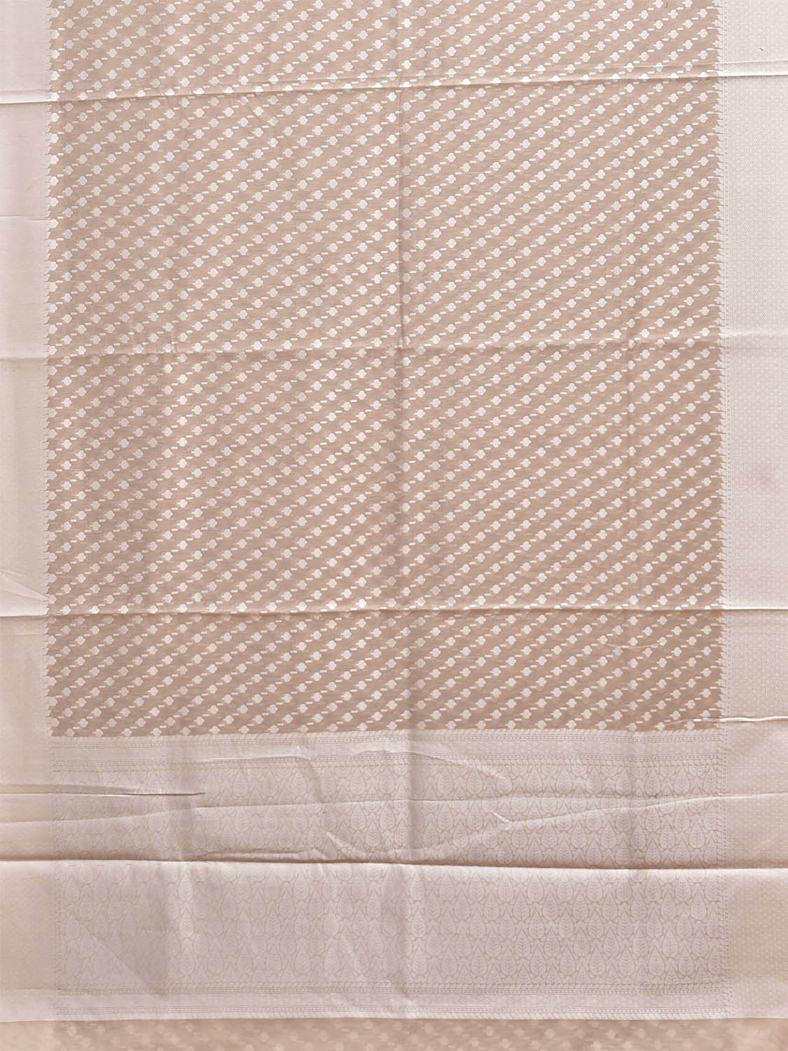 Cream Dhakai Jamdani Cotton Viscose Saree with Small Buta and Pallu Design dj0233