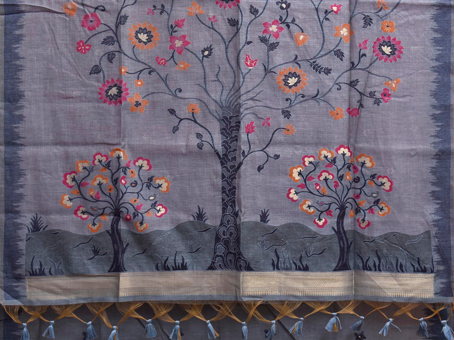 Grey Dhakai Jamdani Cotton Viscose Saree with Tree Pallu Design dj0255