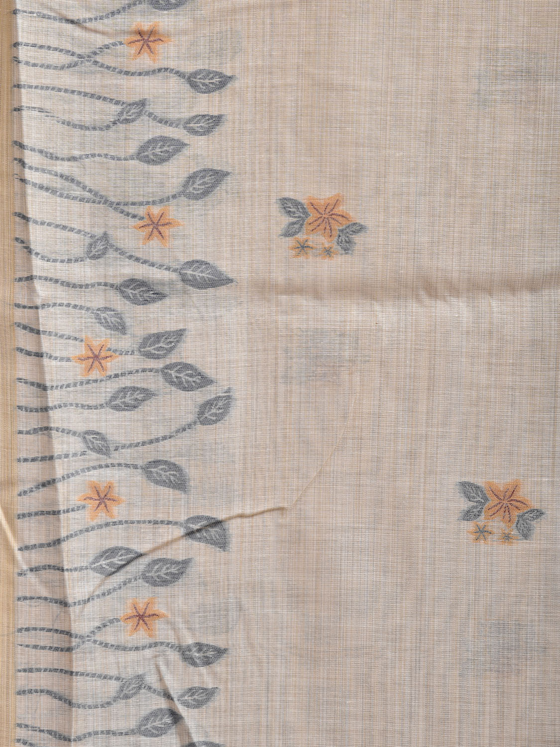 Light Cream Dhakai Jamdani Cotton Viscose Saree with Deers Pallu and Border Design dj0289