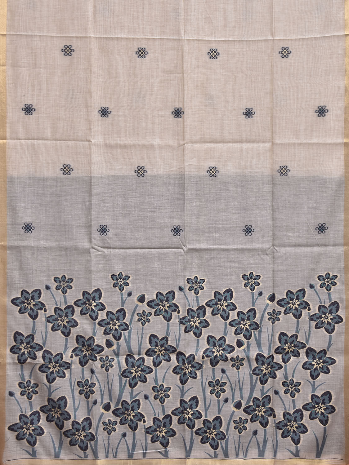 White Dhakai Jamdani Cotton Viscose Saree with Floral Pallu Design dj0293