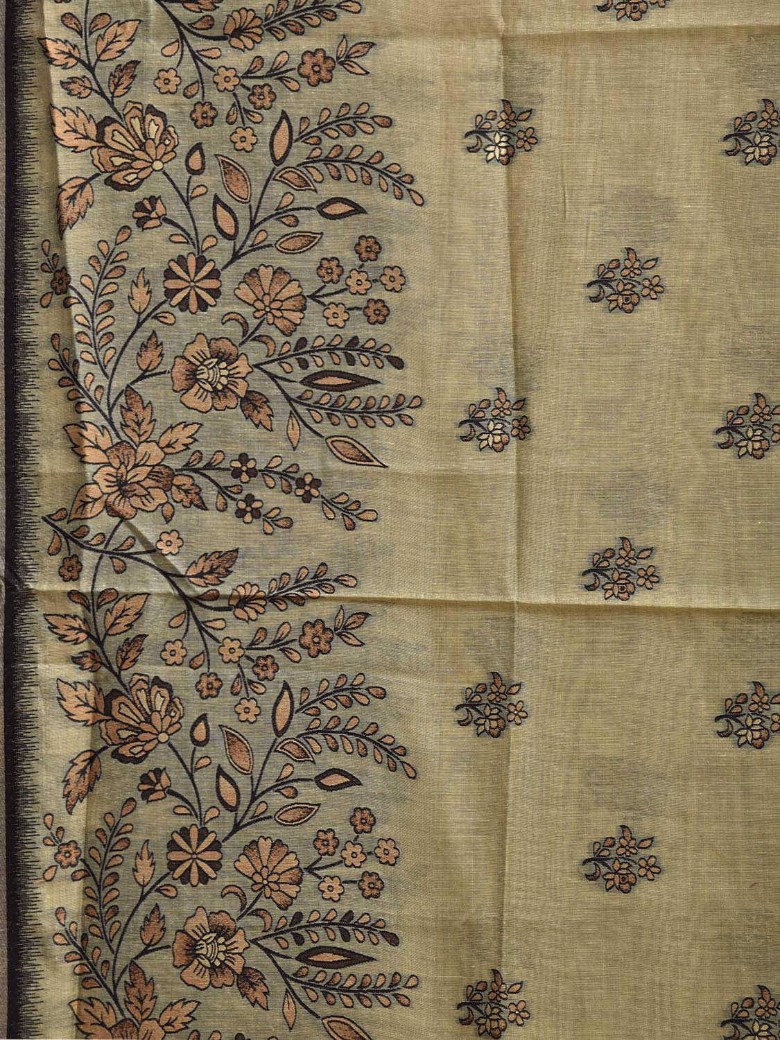 Light Yellow Dhakai Jamdani Cotton Viscose Saree with Floral Pallu and Border Design dj0307