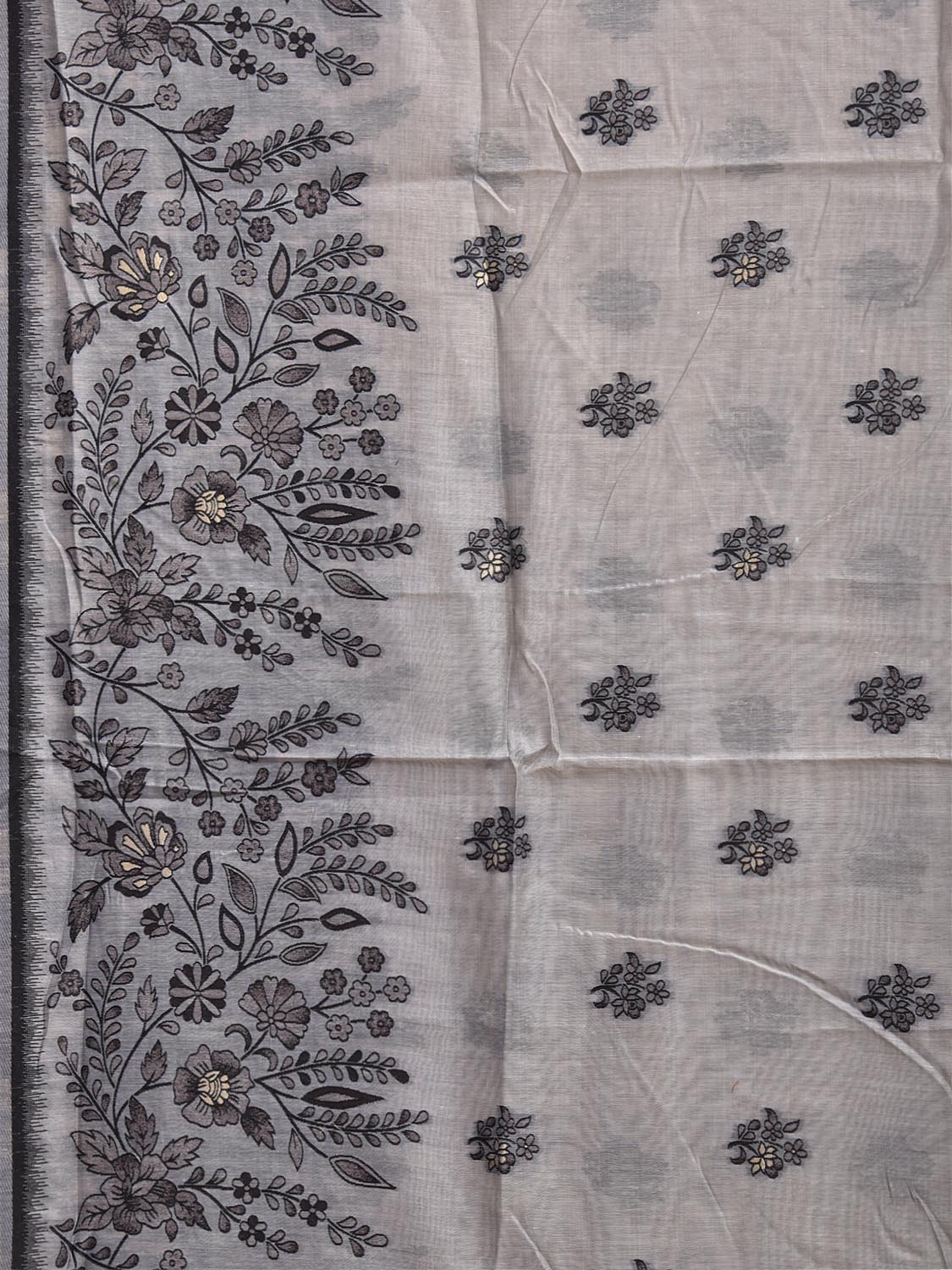 Light Grey Dhakai Jamdani Cotton Viscose Saree with Floral Pallu and Border Design dj0309
