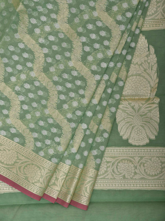 Light Green Dhakai Jamdani Cotton Viscose Saree with Diagonal and Pallu Design dj0327