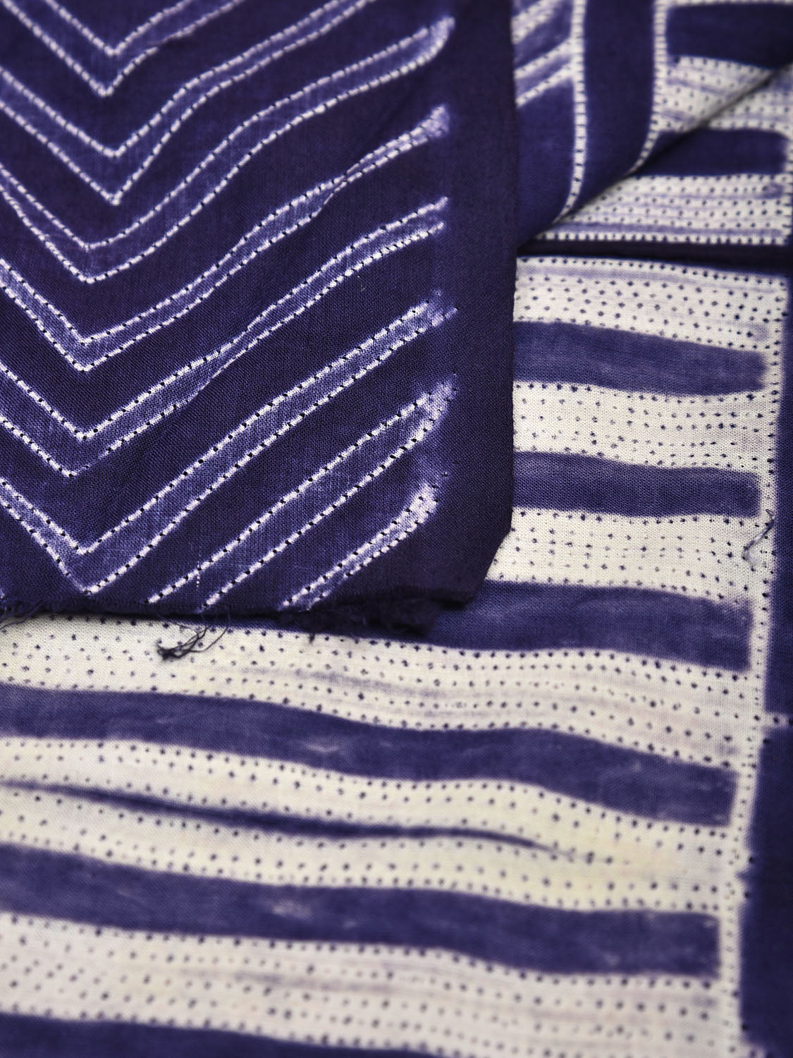 Dark Blue Shibori Cotton Handloom Fabric Top with Geometric Design dm0066