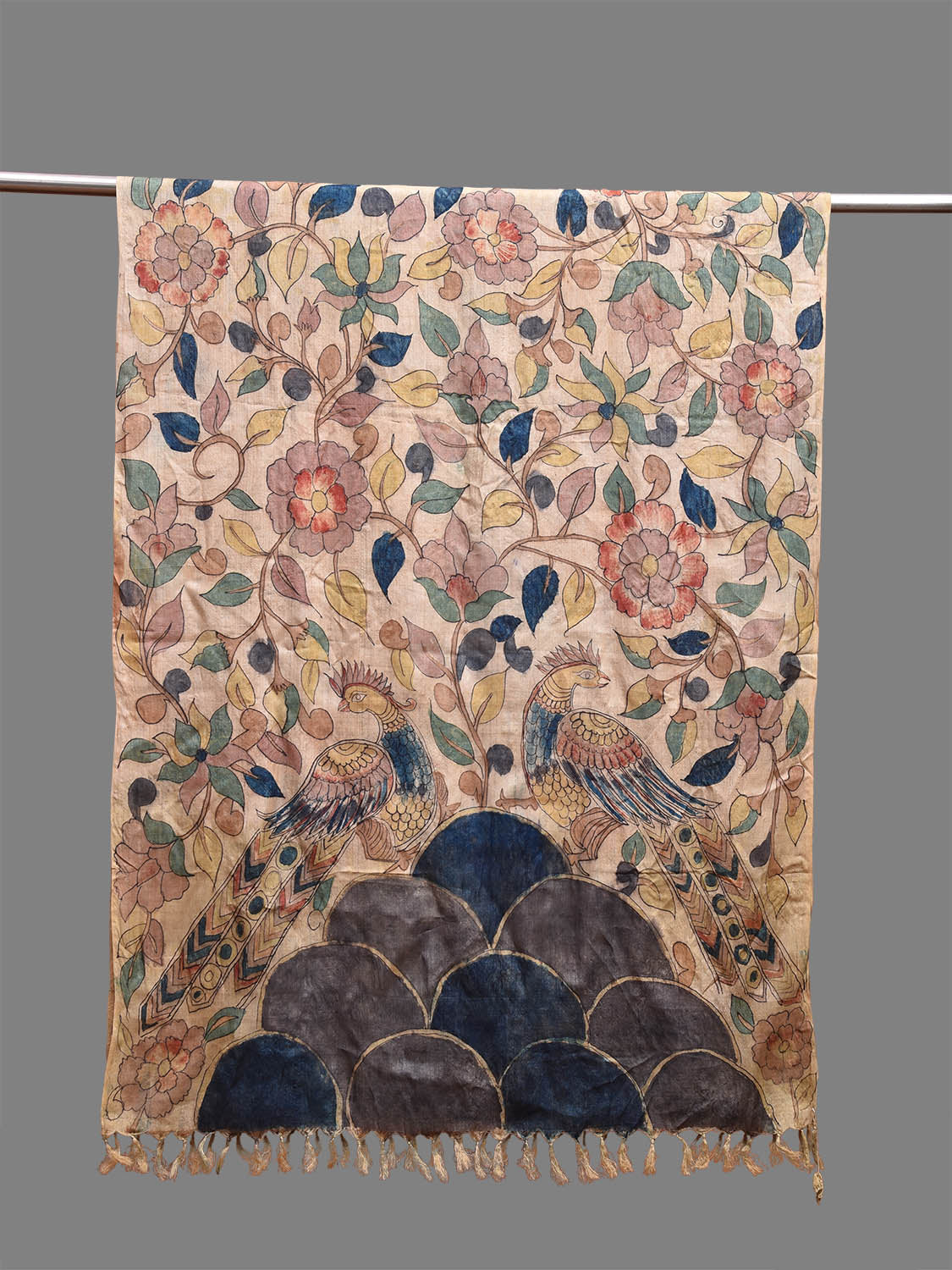 Cream Kalamkari Hand Painted Tussar Handloom Dupatta with Peacocks and Tree of Life Design ds3632