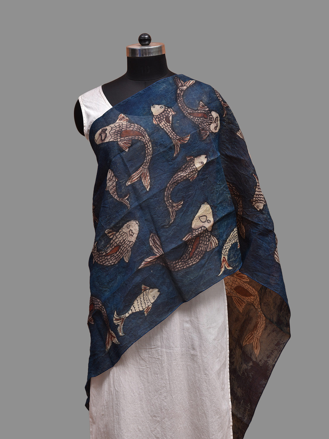 Dark Blue Kalamkari Hand Painted Tussar Handloom Stole with Fishes Design ds3683