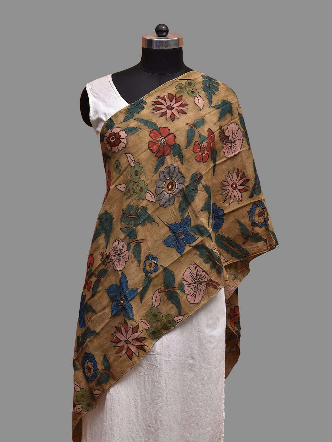 Light Green Kalamkari Hand Painted Sico Stole with Floral Design ds3684