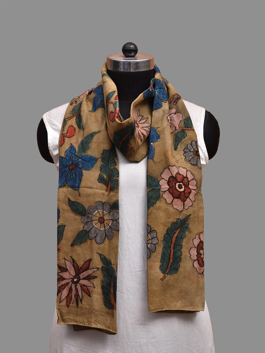Light Green Kalamkari Hand Painted Sico Stole with Floral Design ds3684