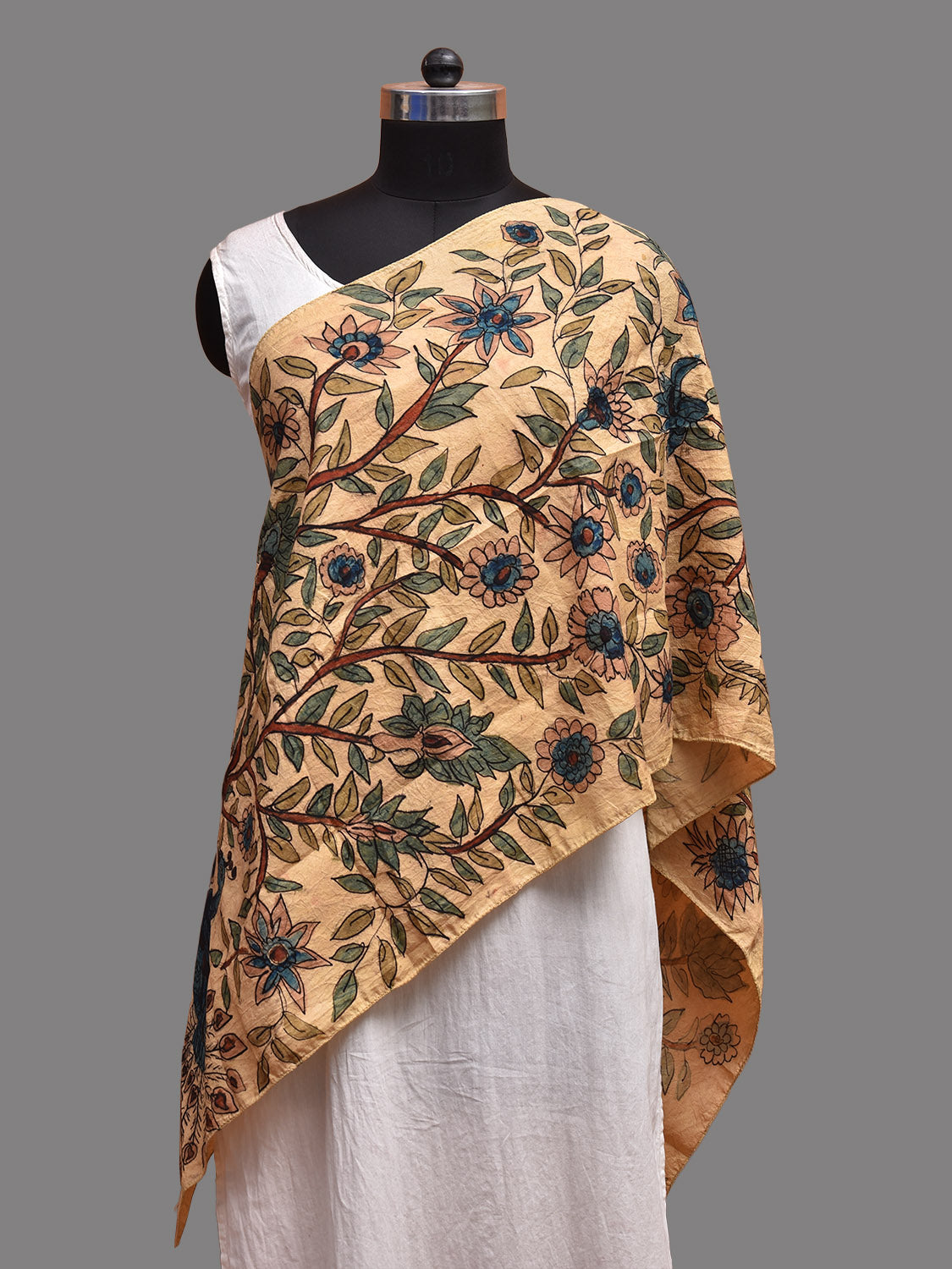 Cream Kalamkari Hand Painted Sico Stole with Tree of Life Design ds3717