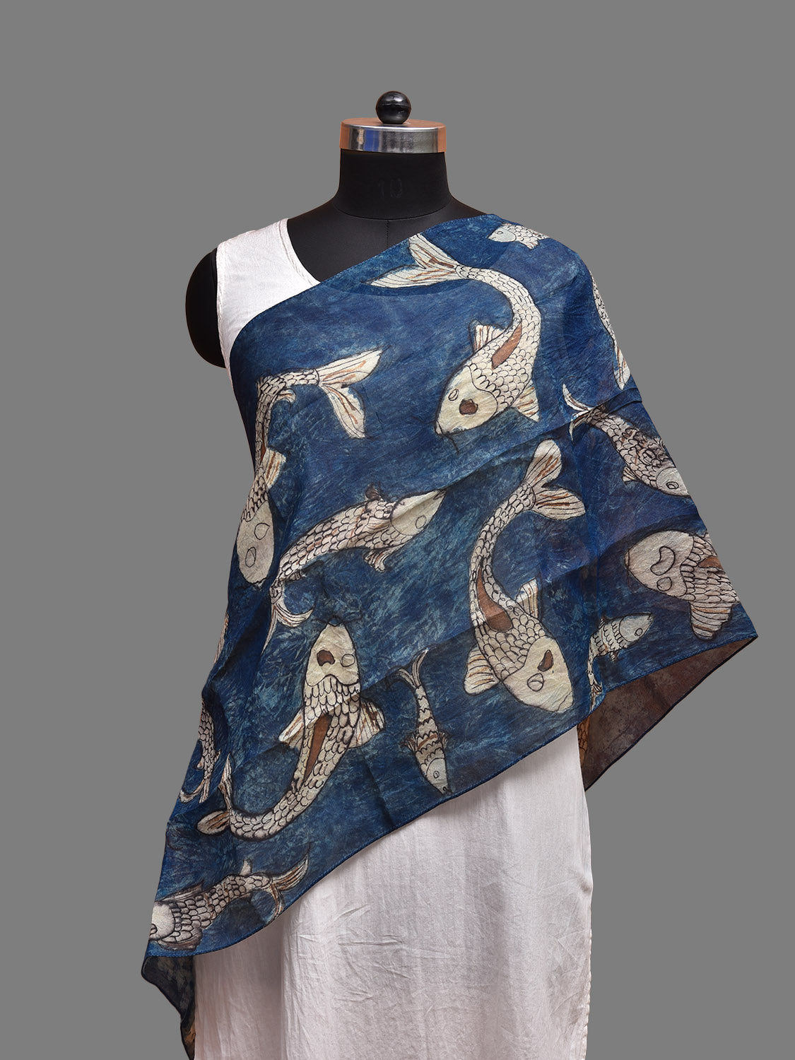 Blue Kalamkari Hand Painted Tussar Handloom Stole with Fishes Design ds3720