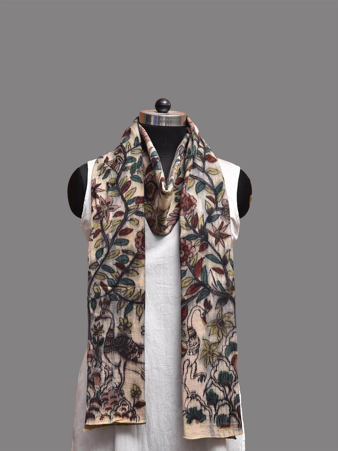 Cream Kalamkari Hand Painted Woolen Stole with Floral Design ds3785