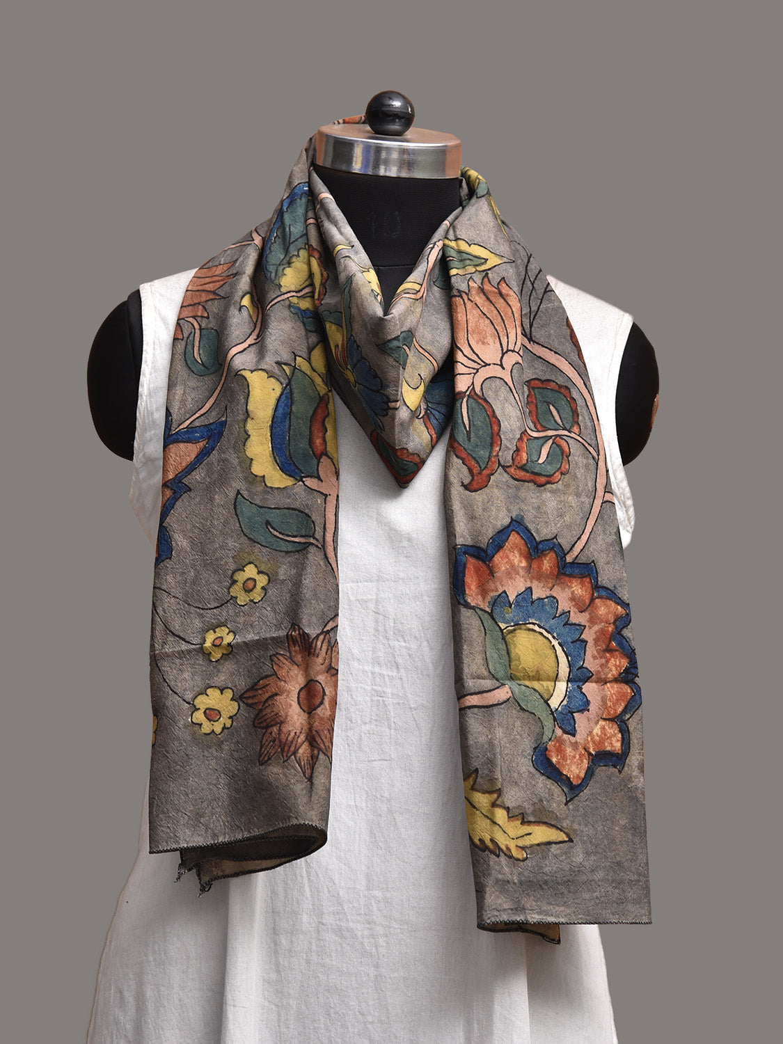 Grey Kalamkari Hand Painted Sico Stole with Big Floral Design ds3792