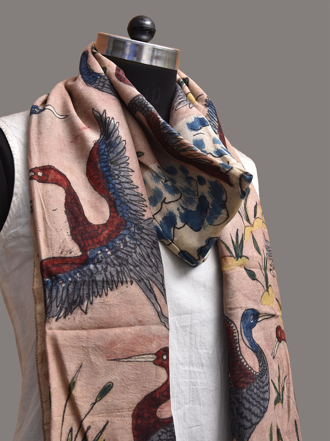 Light Peach and White Kalamkari Hand Painted Sico Stole with Birds Design ds3794
