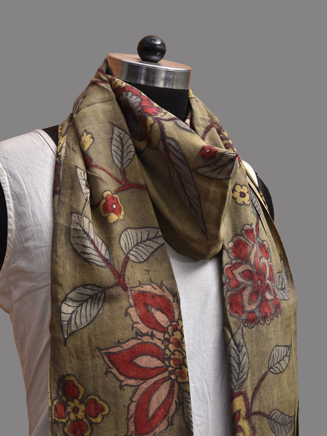 Olive Kalamkari Hand Painted Spun Silk Stole with Floral Design ds3806