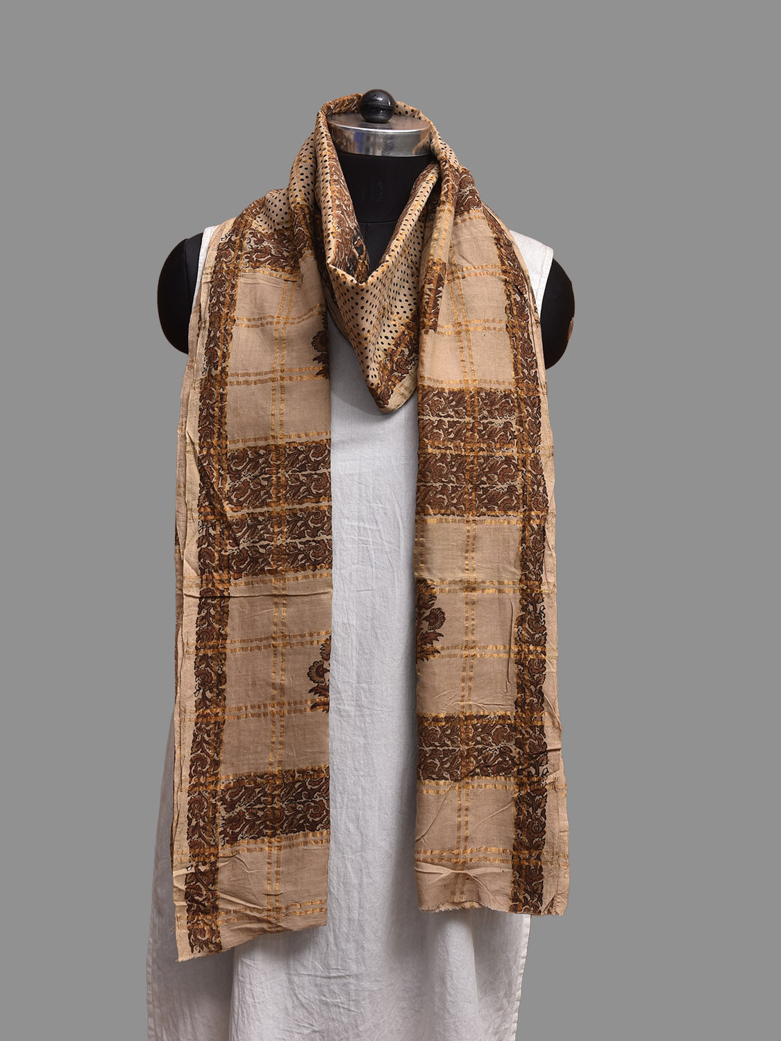 Black and Cream Block Print Cotton Dupatta with Floral Design ds3816
