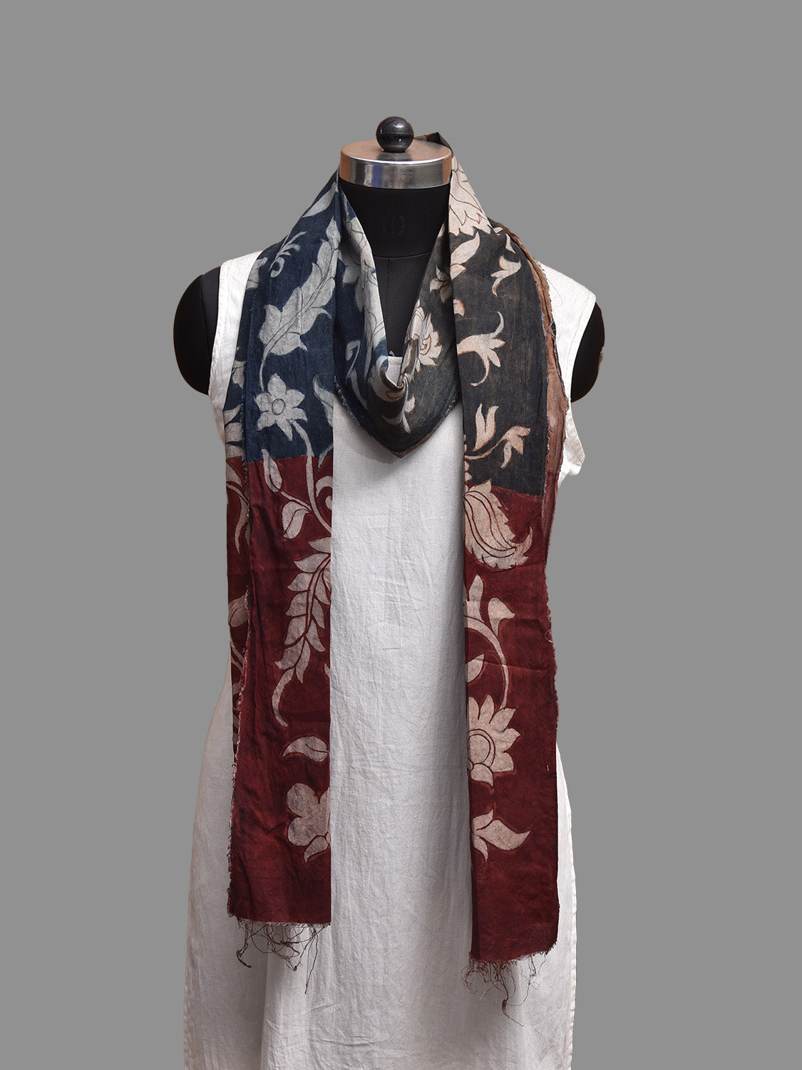 Multicolor Kalamkari Hand Painted Cotton Dupatta with Floral Design ds3820