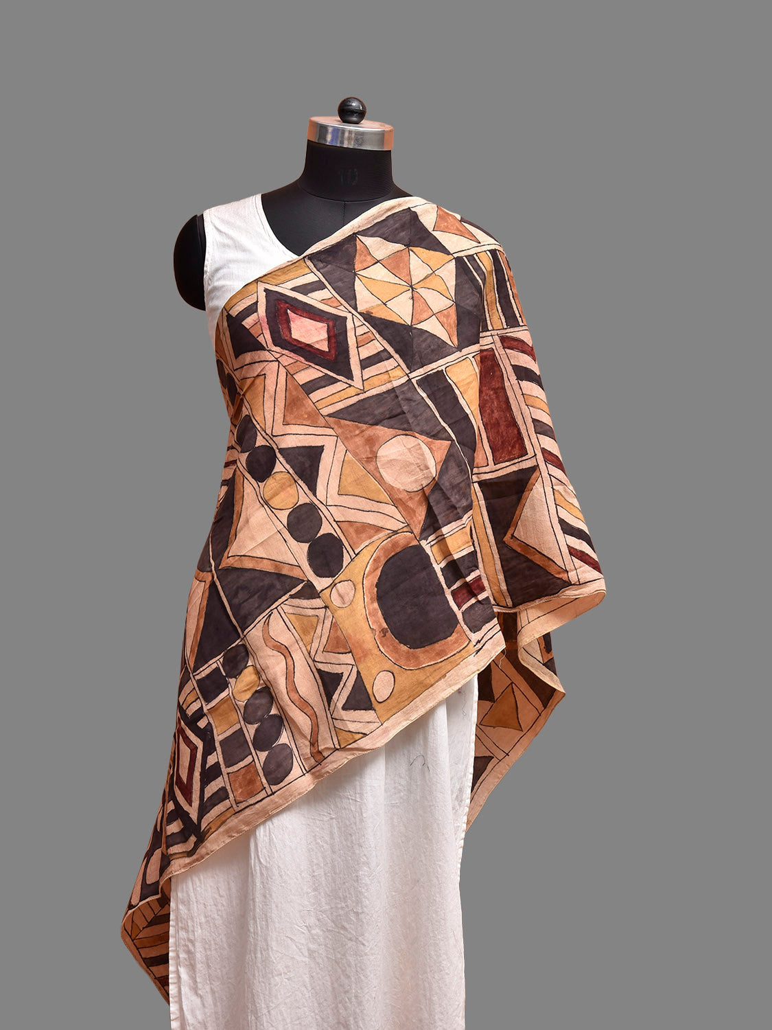 Multicolor Kalamkari Hand Painted Sico Stole with Geometric Design ds3828