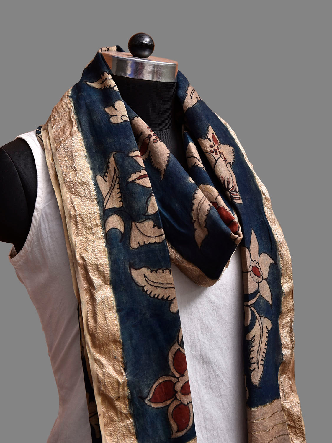 Navy Kalamkari Hand Painted Sico Dupatta with Floral Design ds3853
