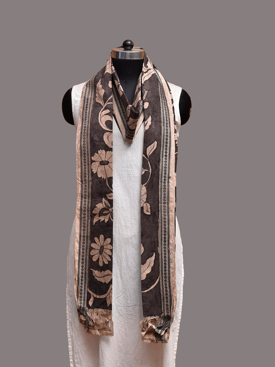 Black and Cream Kalamkari Hand Painted Cotton Dupatta with Floral Design ds3863