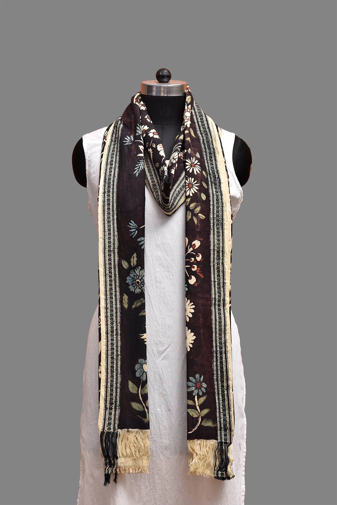Black Kalamkari Hand Painted Cotton Handloom Dupatta with Tree of Life Design ds3880