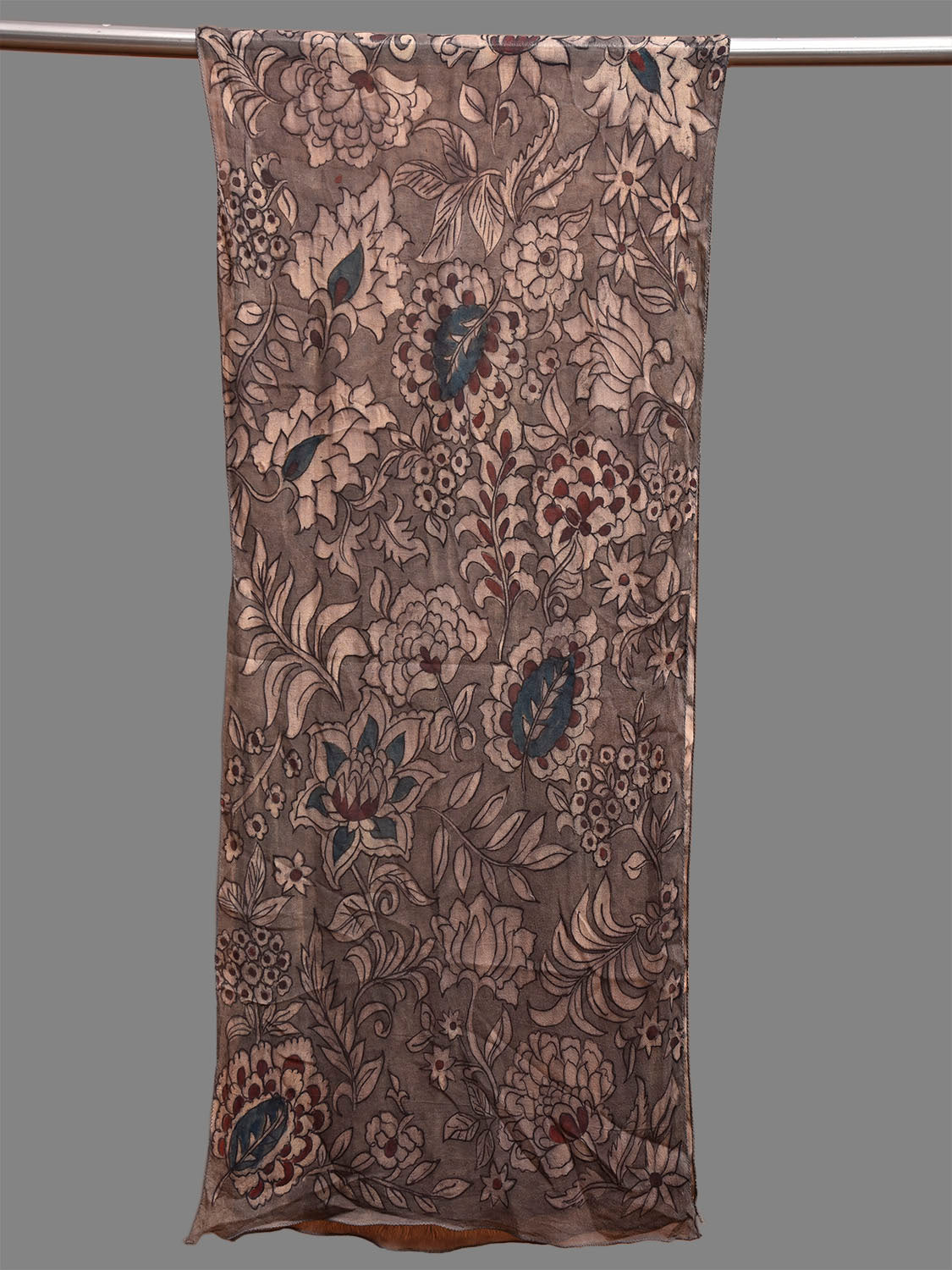 Grey Kalamkari Hand Painted Crepe Stole with Floral Design ds3884