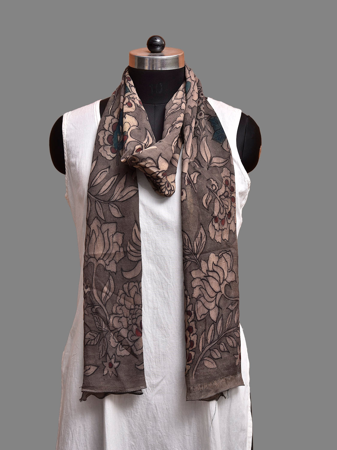 Grey Kalamkari Hand Painted Crepe Stole with Floral Design ds3884