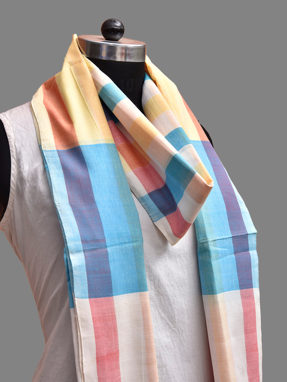 Multicolot Mangalgiri Cotton Handloom Dupatta with Checks Design ds3887