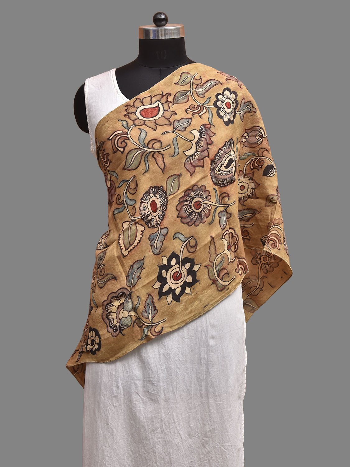 Light Yellow Kalamkari Hand Painted Sico Stole with Floral Design ds3943