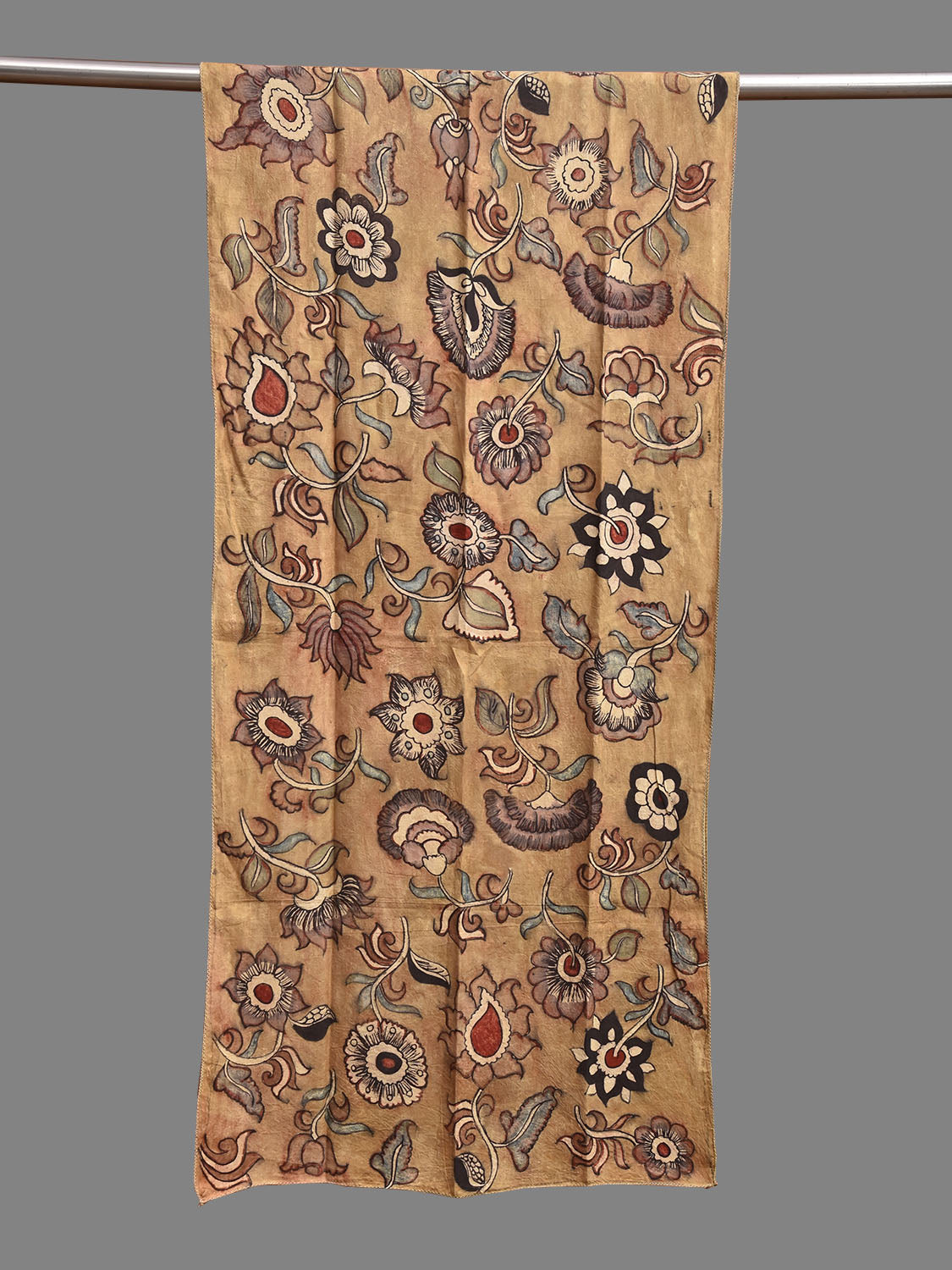Light Yellow Kalamkari Hand Painted Sico Stole with Floral Design ds3943