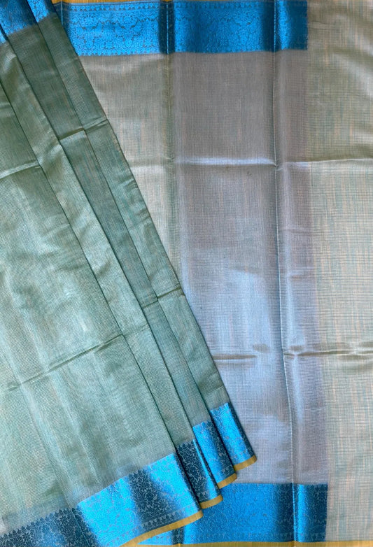Fancy Raw Silk Saree with Intricate Contrast Border Design b0106ds