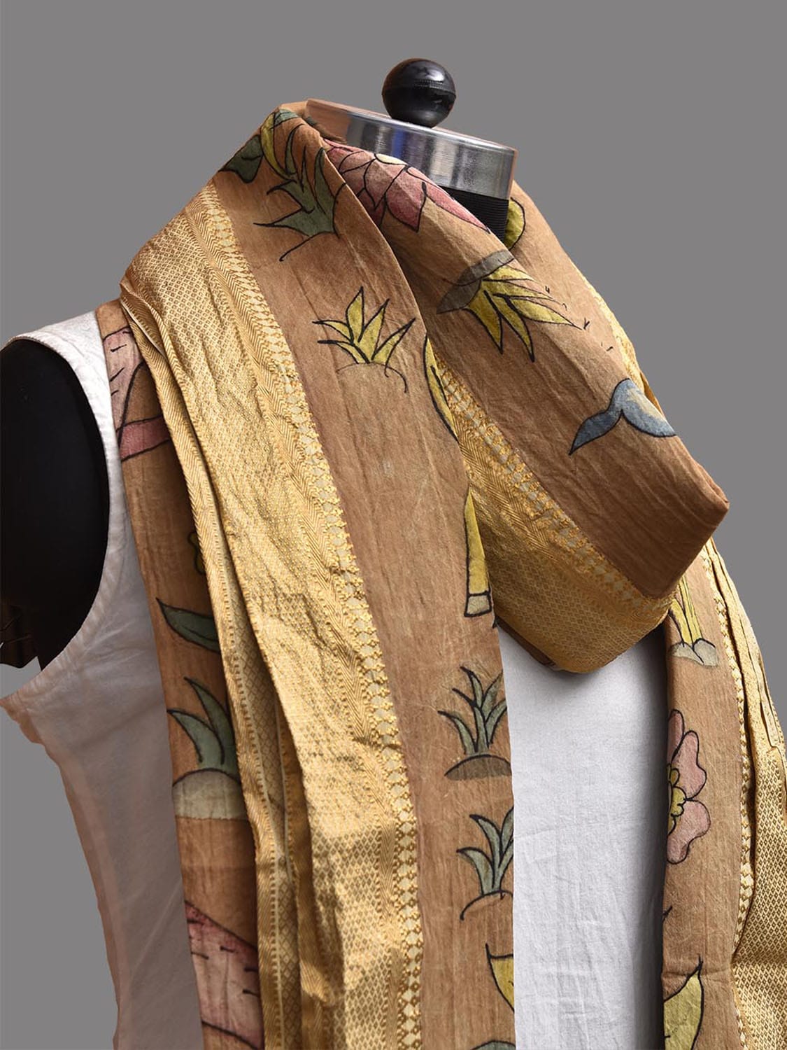 Fawn Kalamkari Hand Painted Mangalgiri Sico Dupatta with Animals Design ds3769