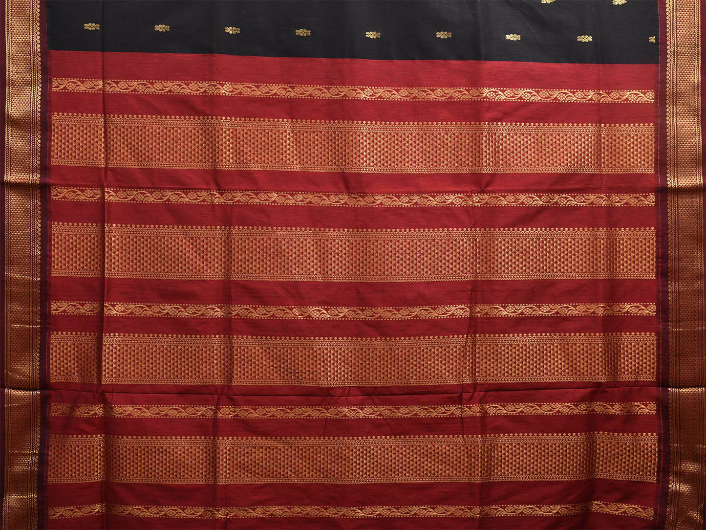 Black and Maroon Gadwal Cotton Saree with Pallu and Border Design g0410