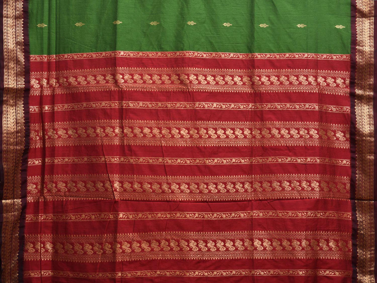 Green and Red Gadwal Cotton Saree with Body Buta and Pallu Design g0453