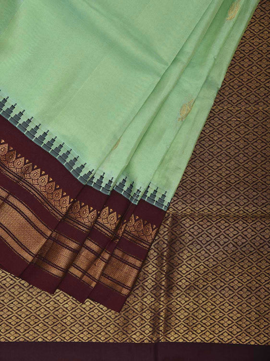 Light Green and Maroon Gadwal Silk Saree with Border and Pallu Design g0482