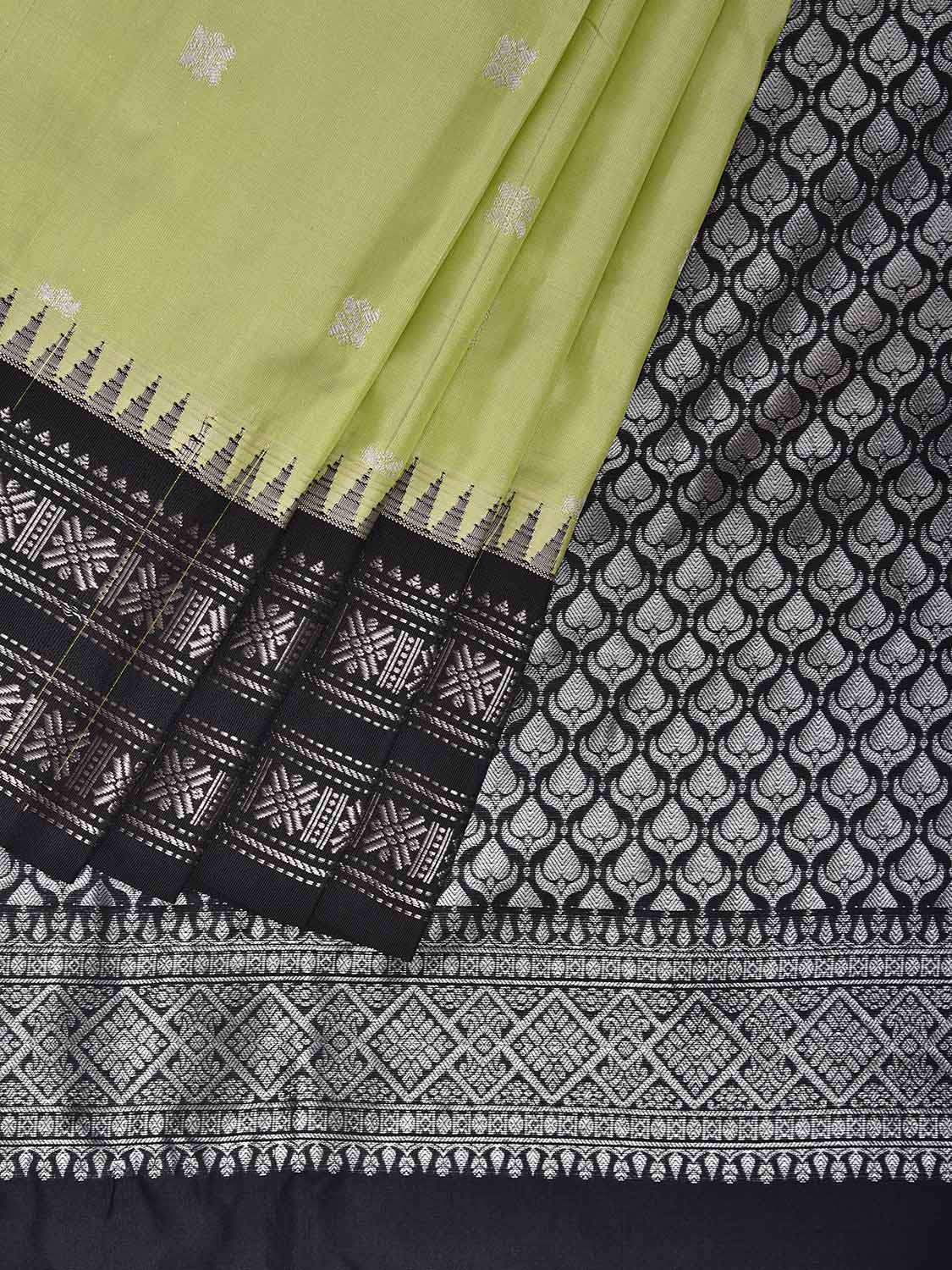 Light Green and Black Gadwal Silk Saree with Border and Pallu Design g0487
