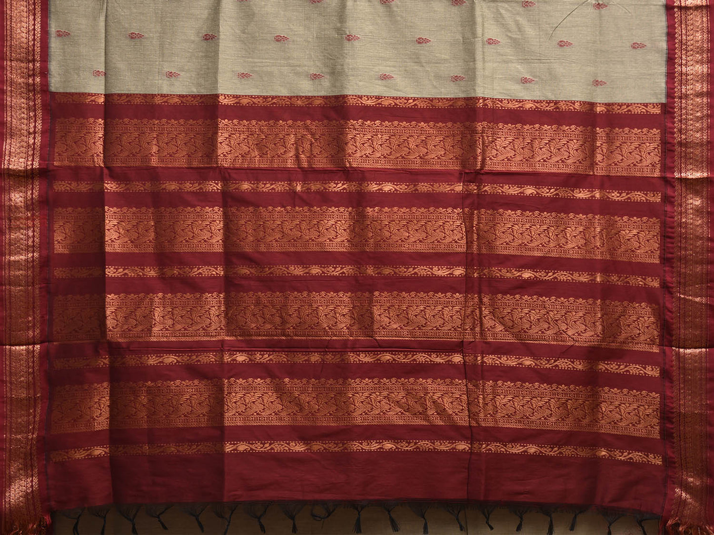 Light Grey and Dark Red Gadwal Cotton Viscose Saree with Pallu and Border Design g0498