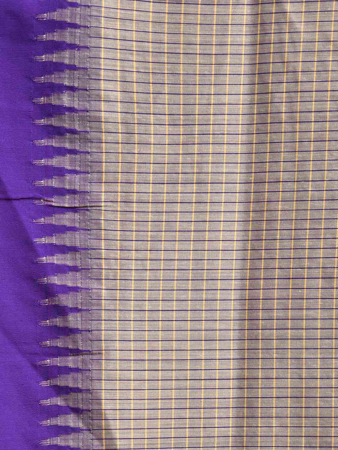 Light Grey and Indigo Gadwal Cotton Viscose Saree with Checks and Pallu Design g0522