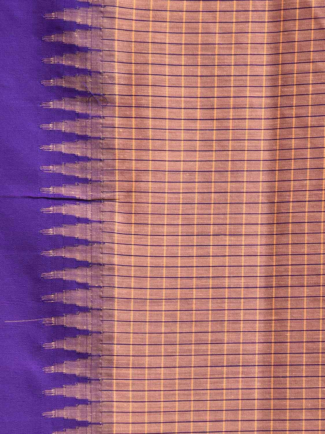 Light Peach and Indigo Gadwal Cotton Viscose Saree with Checks and Pallu Design g0523