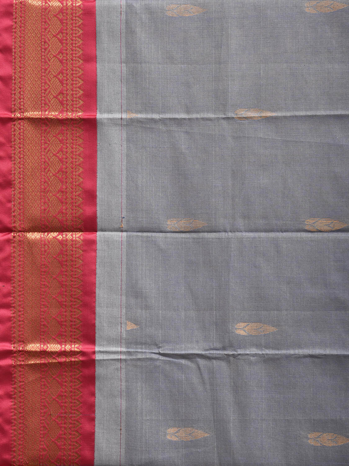 Grey and Pink Gadwal Cotton Viscose Saree with Border and Pallu Design g0535