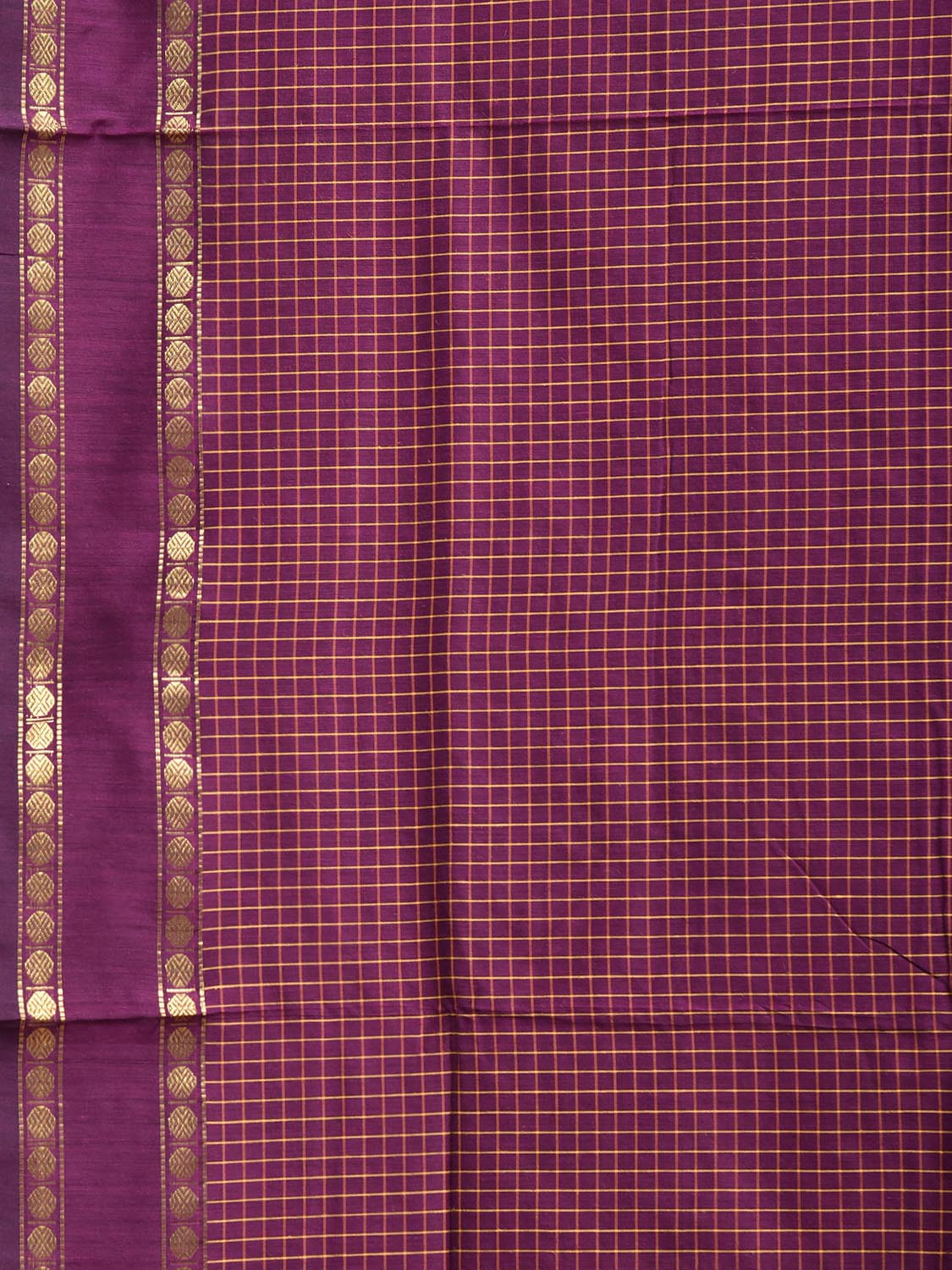 Magenta Gadwal Cotton Viscose Saree with Checks and Border Design g0555