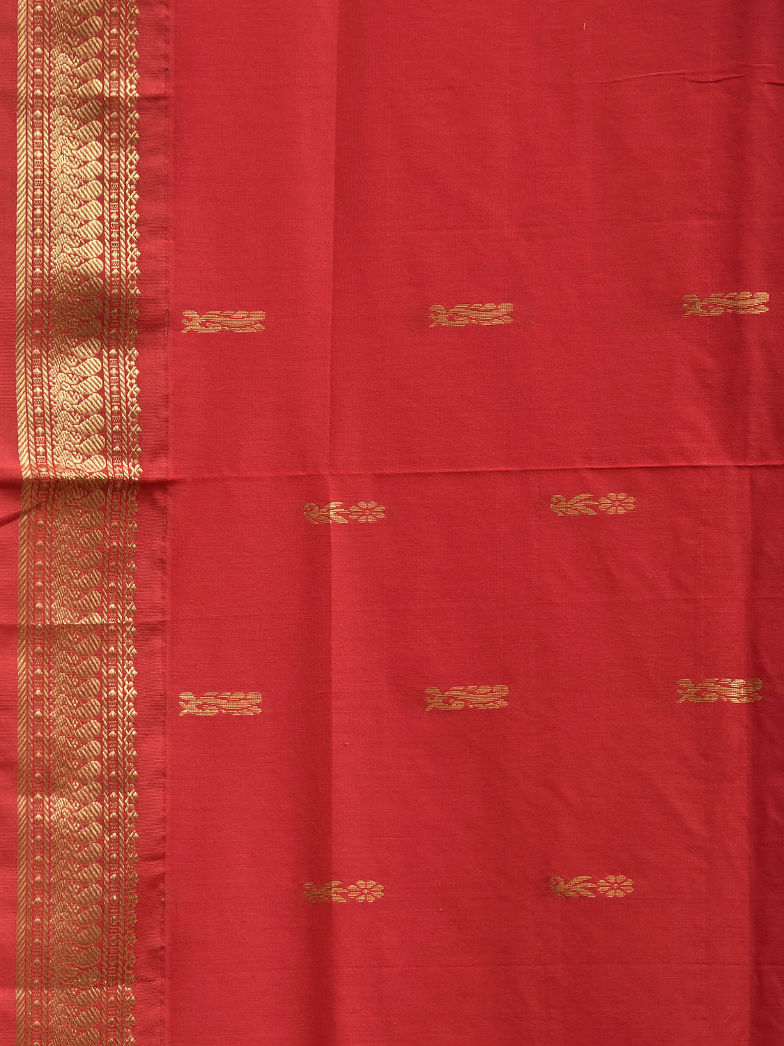 Red Gadwal Cotton Viscose Saree with Small Buta and Pallu Design g0561